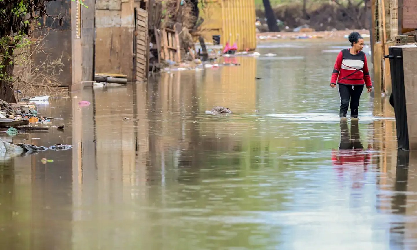 Civil Defense issues red alert for flood risk in areas of RS