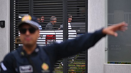 Supremo mantém prisão domiciliar de Bolsonaro, mas endurece restrições