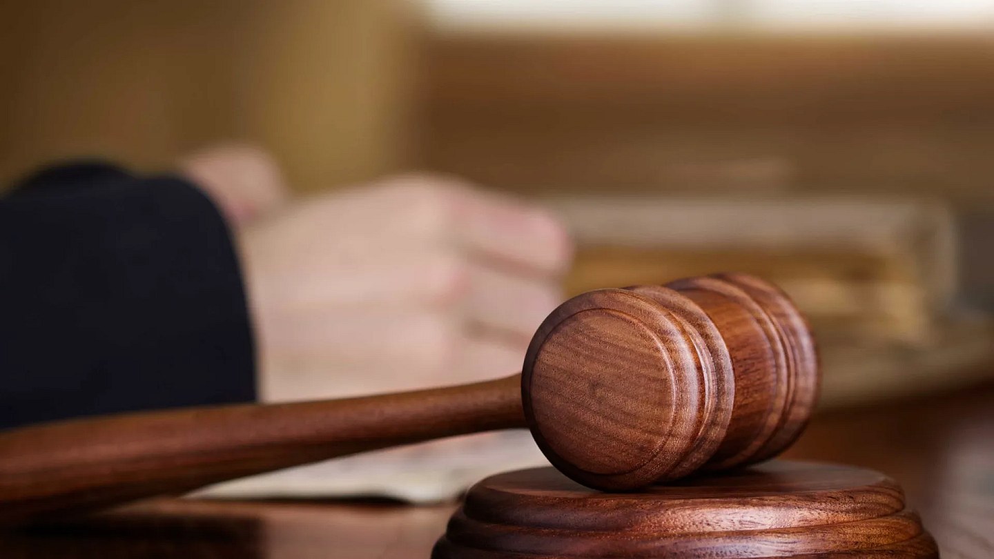 Woman obtains decision from TJ to remove gambling-addicted husband from home