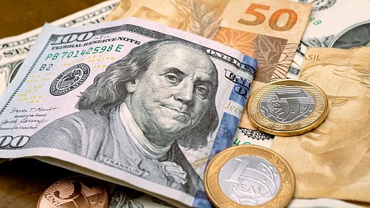 Dólar tem forte queda e Bolsa avança com inflação dos EUA abaixo das expectativas