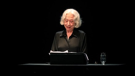 Fernanda Montenegro announces creation of profiles on TikTok and YouTube