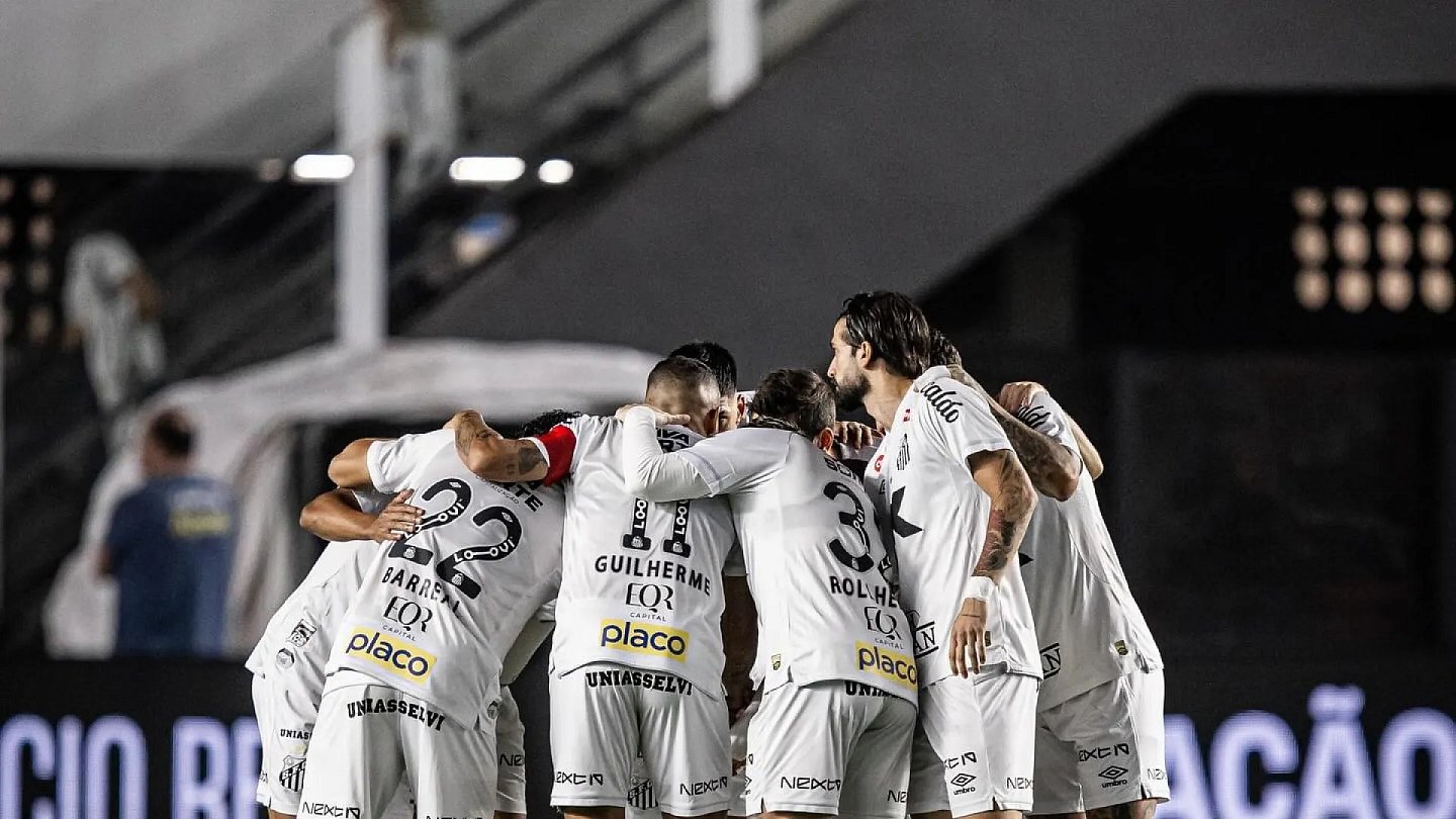 Sem Neymar e Gabigol, Santos perde chances e é derrotado pelo Botafogo na volta do Brasileirão