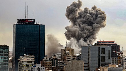 US Army says it attacked 90 Iranian military targets