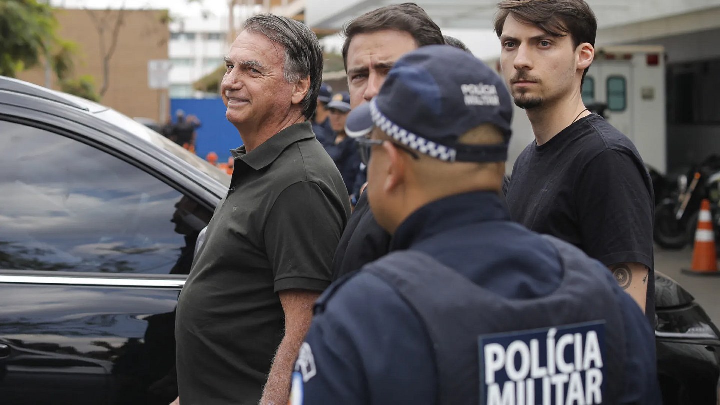 AI video only violates house arrest if Bolsonaro participated or consented, says lawyer