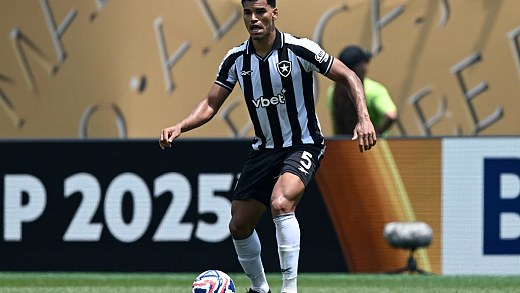 In the sights of Palmeiras, Danilo posts and sets a date for his return to Botafogo