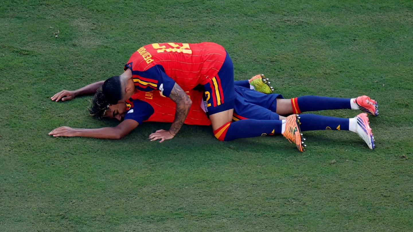 From tension to party: see the best photos from the World Cup final