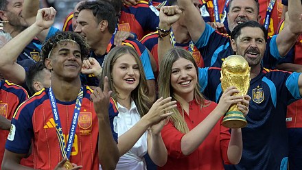 Before and after of the princesses of Spain goes viral after the World Cup