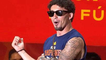 Spain provokes Cristiano Ronaldo during world title celebration