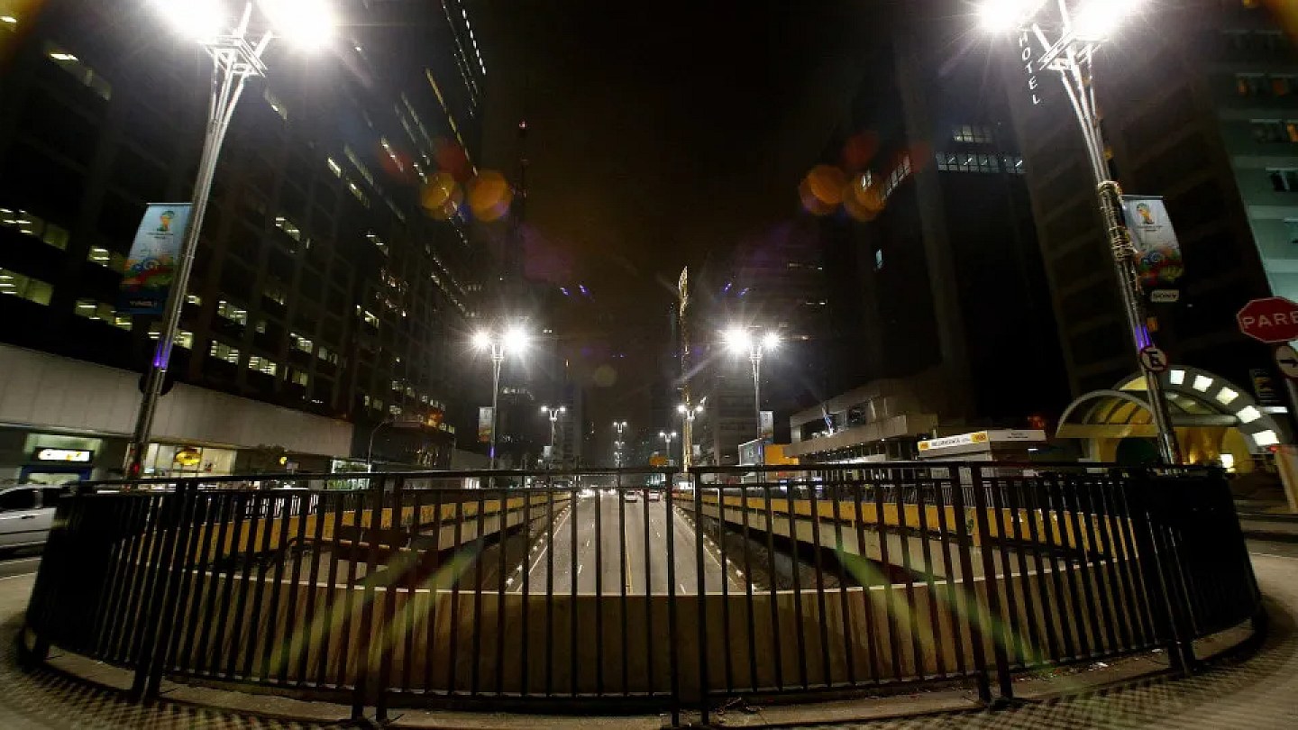 Why the MP wants to cancel the billion-dollar public lighting contract in SP
