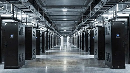 Relator de projeto sobre data centers propõe afrouxar lei para facilitar envio de emendas a municípios