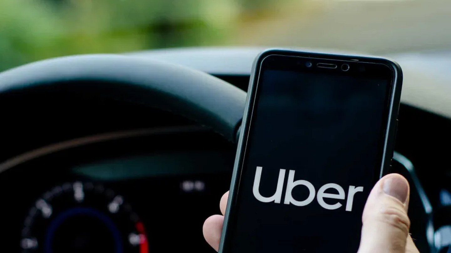 Uber demite 10% da equipe para reduzir custos e eliminar níveis hierárquicos