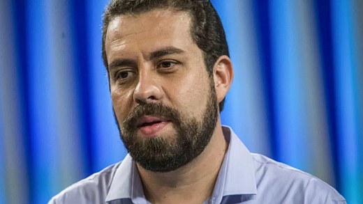 Boulos says that Flávio's vice-president is a 'perfect marriage of a crack girl with a secret budget'