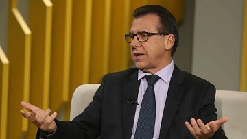 Ministro defende proibir bets no Brasil para conter adoecimento no trabalho