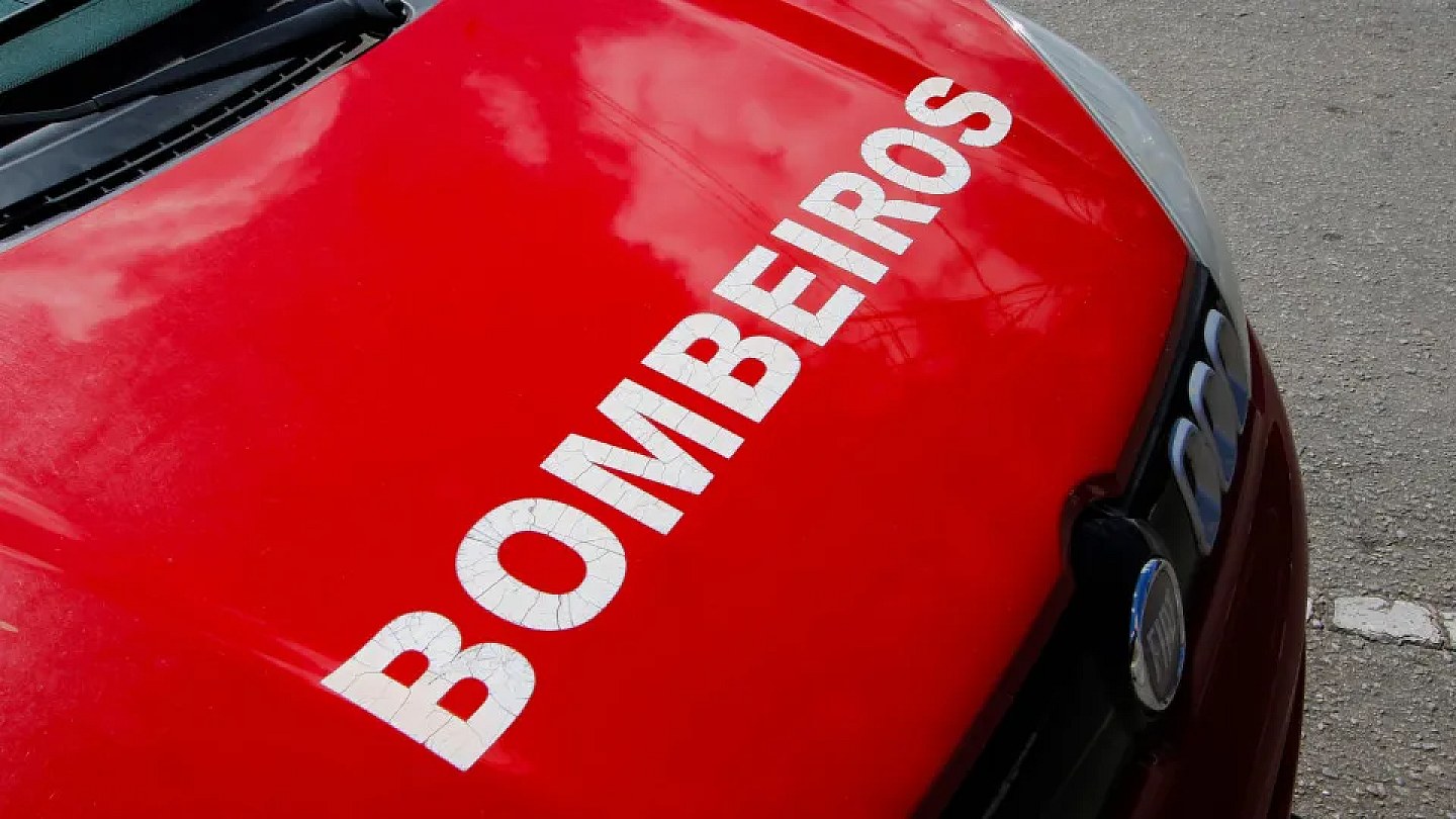 Fire hits hotel in Londrina, and man is in serious condition