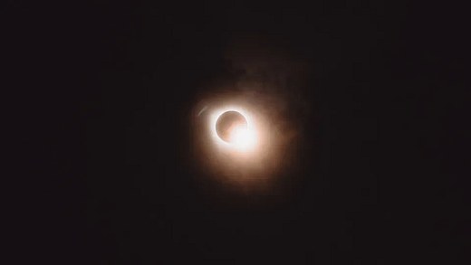 Do you plan to see the solar eclipse? Here are the 4 apps you should have on your cell phone