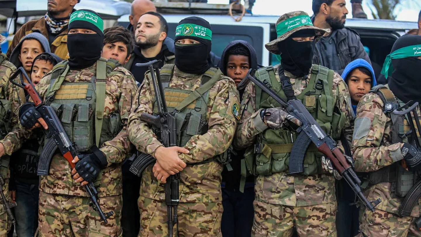 Hamas announces it will leave Gaza government and opens the way for civilian leadership