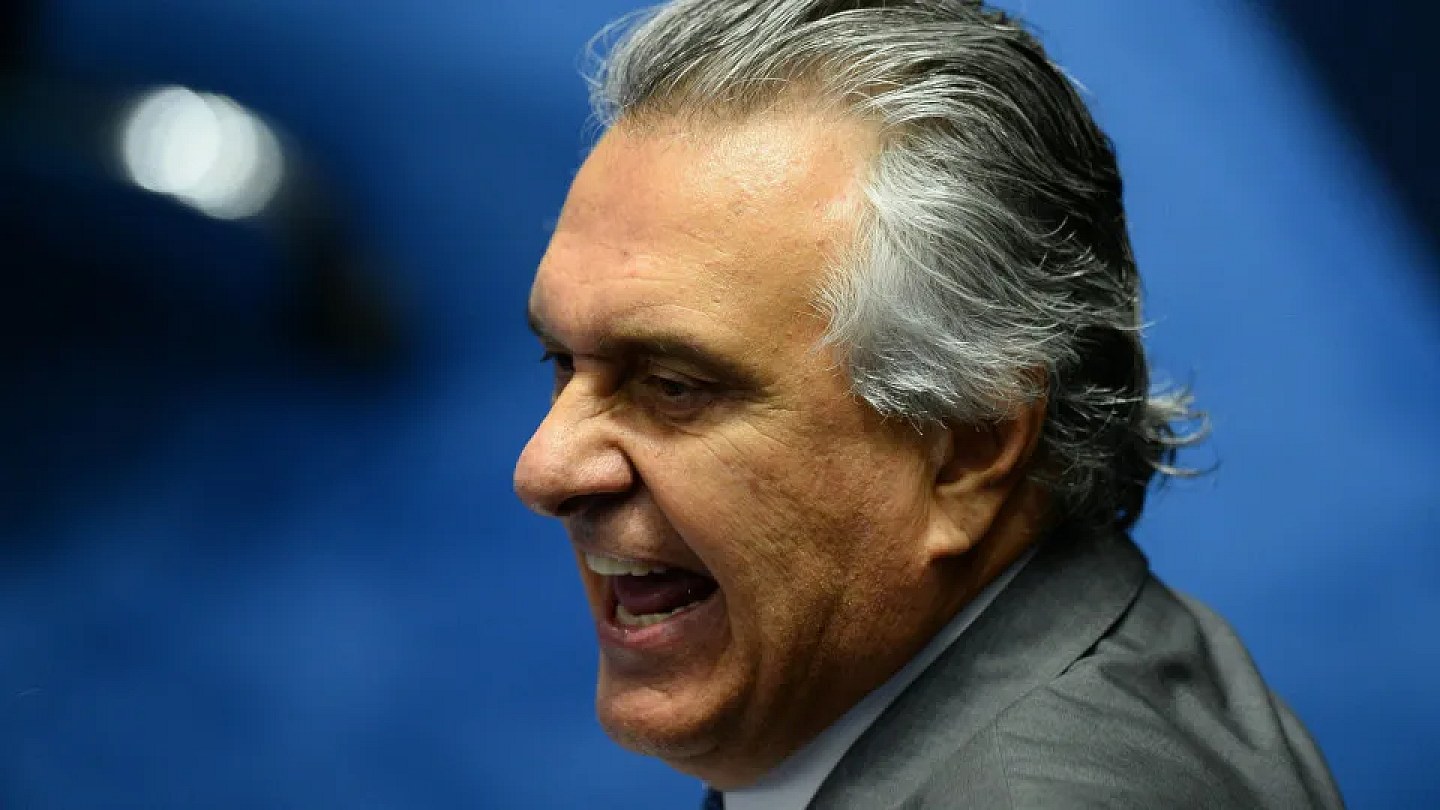Caiado afirma que 'liderança não se herda' após Flávio ler carta de Bolsonaro
