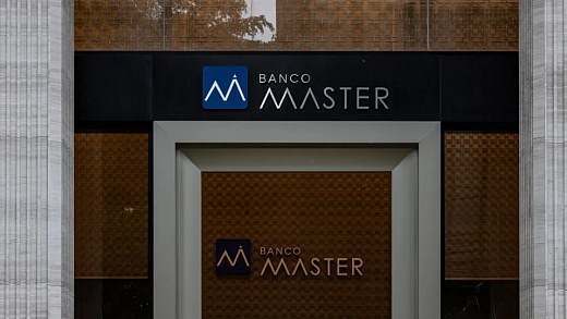 Cade closes investigation into the sale of Master's insurance company after pointing out signs of crime