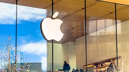 Foldable iPhone may arrive with few units and high price