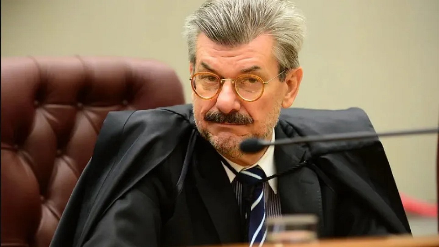 PGR exchanges Buzzi's compulsory retirement request for dismissal from the STJ