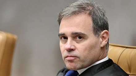 Mendonça becomes a key player in the clash between Flávio and Michelle with the report on the 'Dark Horse' case