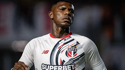 São Paulo não quer só Arboleda e mira novo zagueiro mesmo após recusas