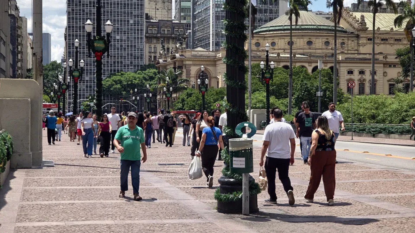 Heat bubble in the middle of winter spreads and leads to above-average temperatures
