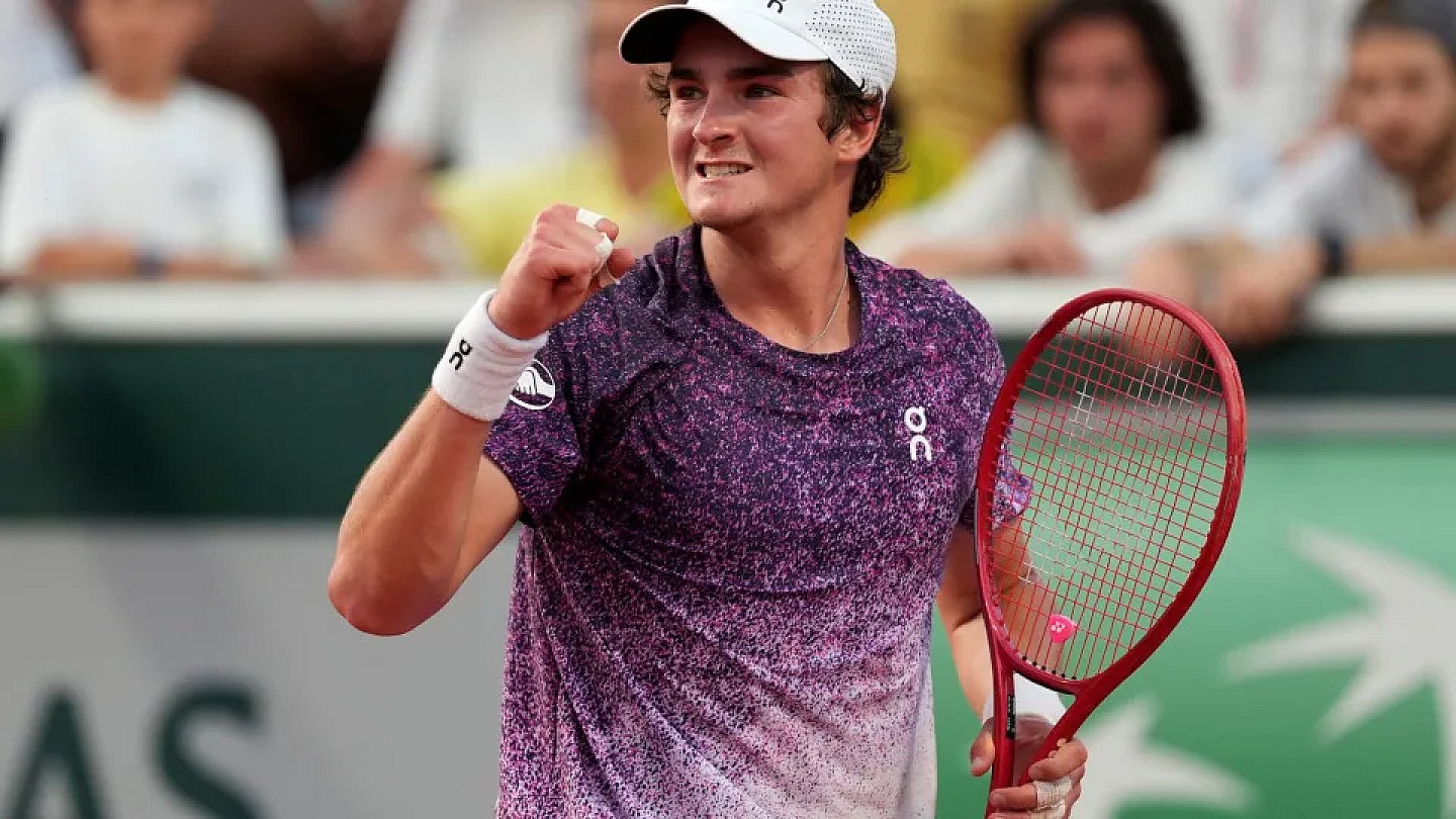 Fora do US Open e sob mistério, João Fonseca confirma que vai jogar a Copa Davis no Rio