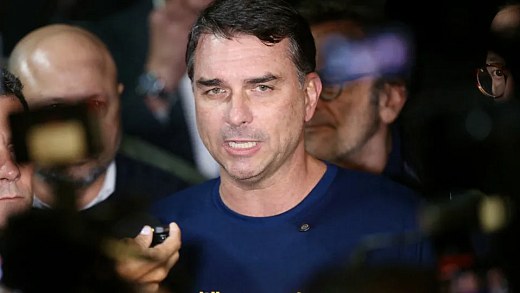 Genial/Quaest: maioria dos brasileiros vê responsabilidade de Flávio Bolsonaro no novo tarifaço