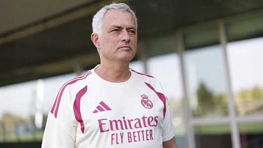 Mourinho begins a new era at Real Madrid and sends a message to the fans
