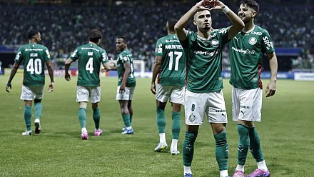 Palmeiras espera Flaco López para ter elenco completo após a Copa