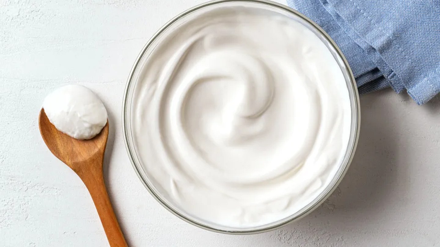 Natural yogurt can delay aging, new study finds