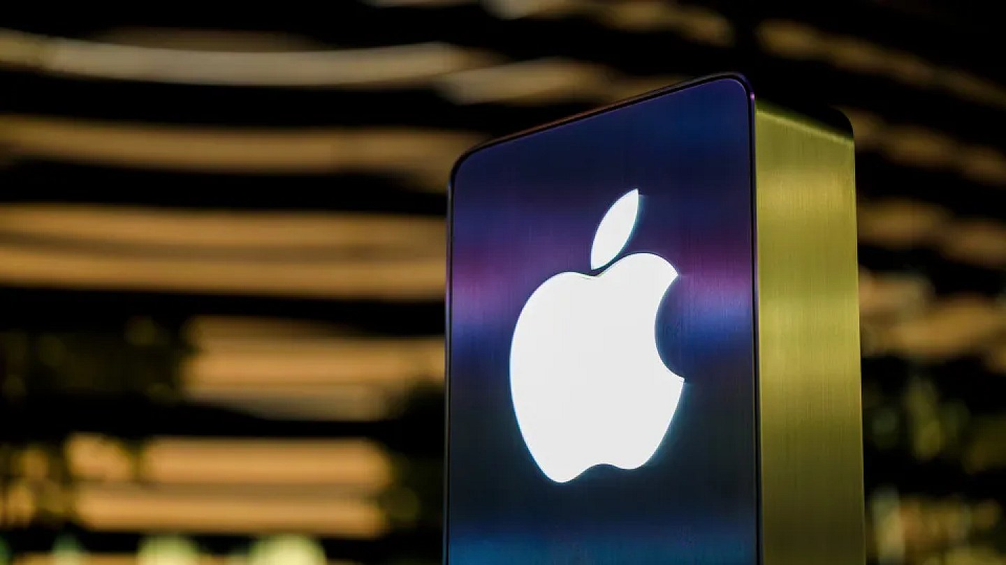 Apple is the target of action for casino apps available for children on iPhone