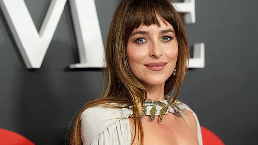 Dakota Johnson appears unrecognizable as Marilyn Monroe in new film