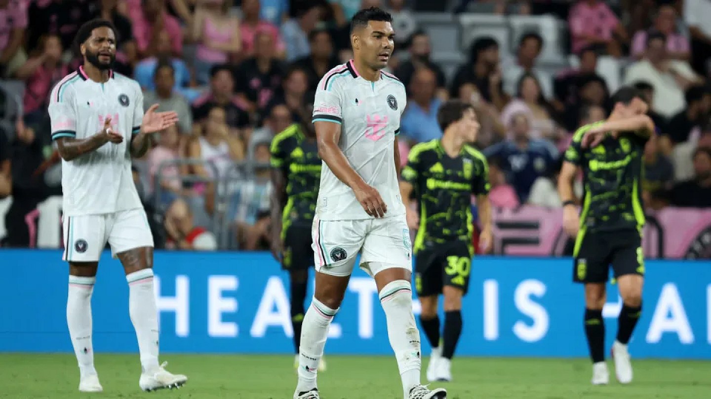 Casemiro vira 'vilão' na volta de Messi ao Inter Miami