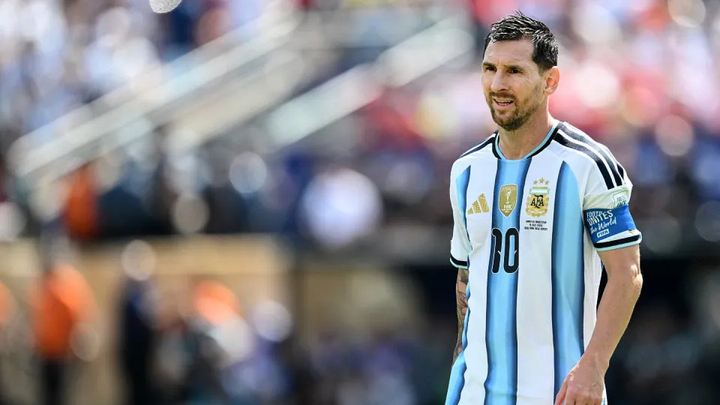 Carreira de Messi com a Argentina começou com equívoco e terminou em glória