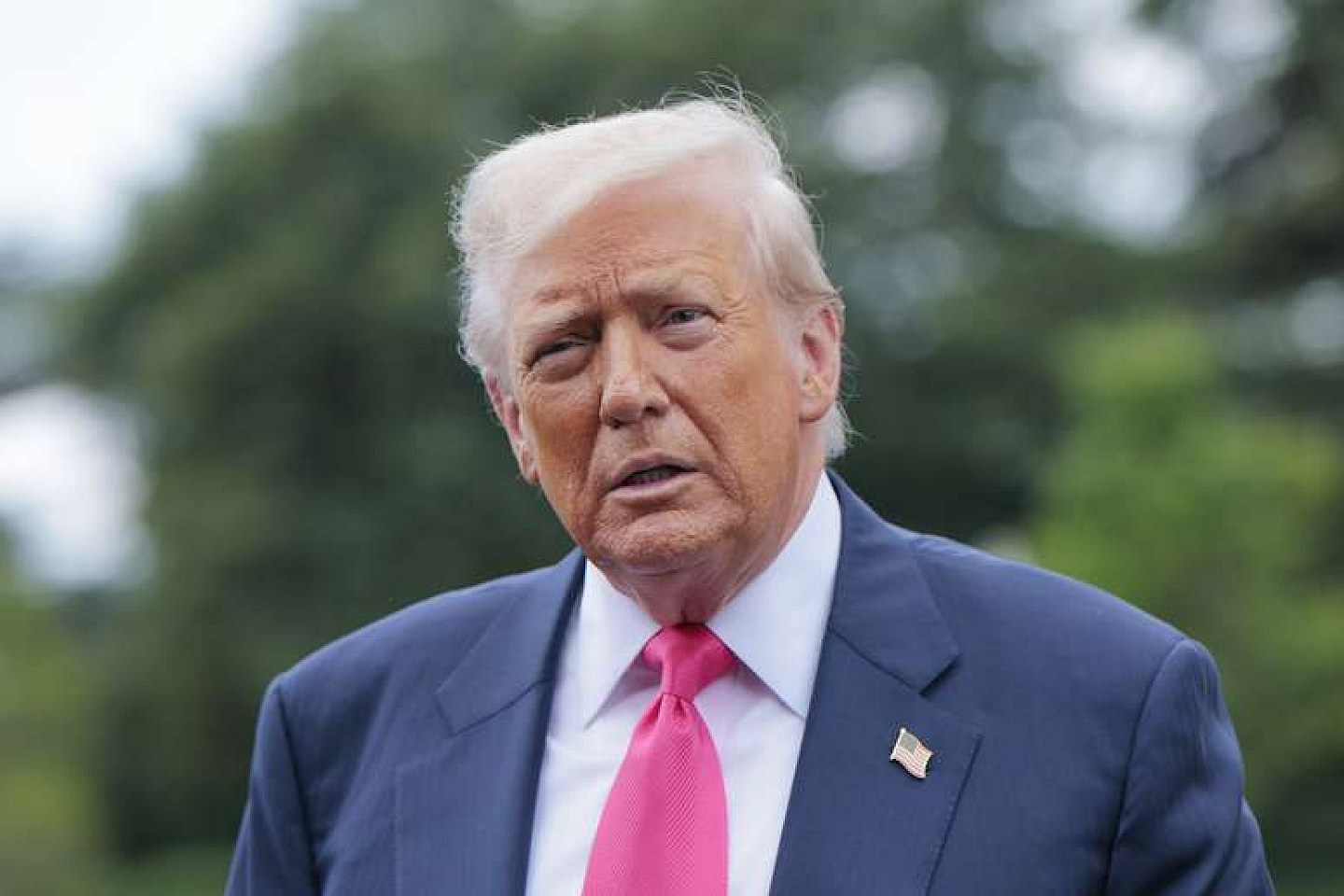 Trump se diz 'muito irritado' com a Otan e volta a atacar a Espanha: 'causa perdida'