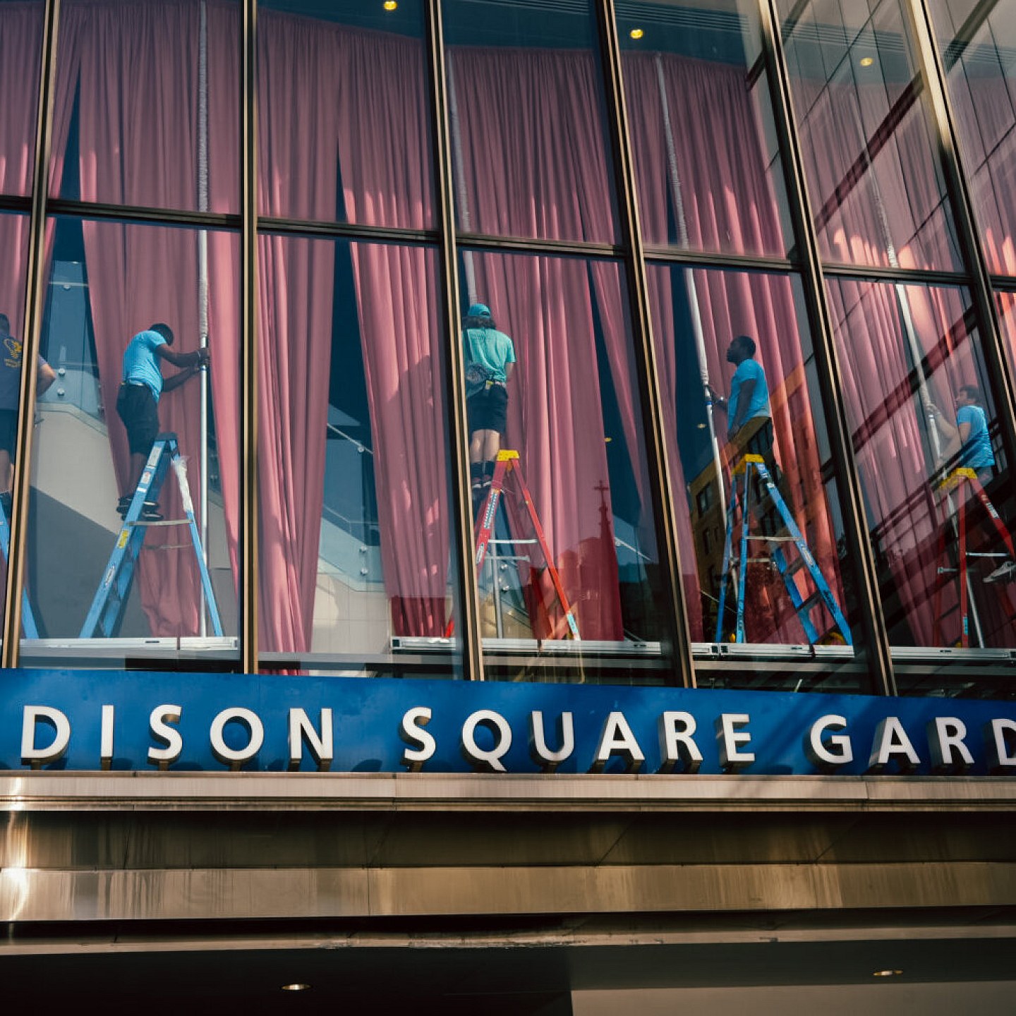 Madison Square Garden processa revista Wired por causa de L.G.B.T.Q. Relatório de rastreamento