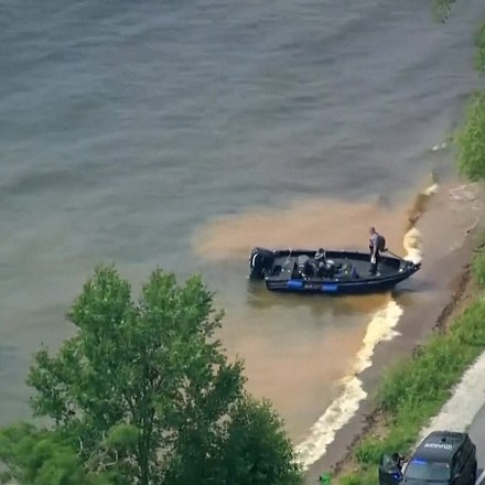 How a Deadly Storm Surprised Wisconsin Boaters