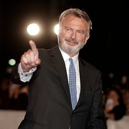 Eles chamaram Sam Neill de ‘Skux’. (Foi um elogio.)