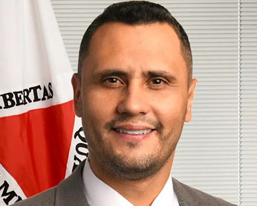 Cleitinho leads the race for the government of Minas and would beat his opponents in the second round, points out Quaest