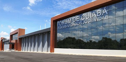 Justice sets new date to judge businessman accused of murdering couple in Mato Grosso