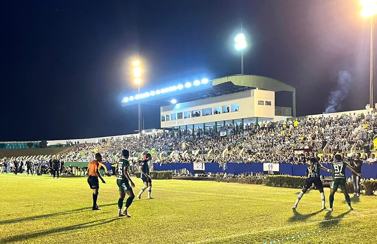 Chapecoense vence o Grêmio em amistoso inédito disputado em Sinop