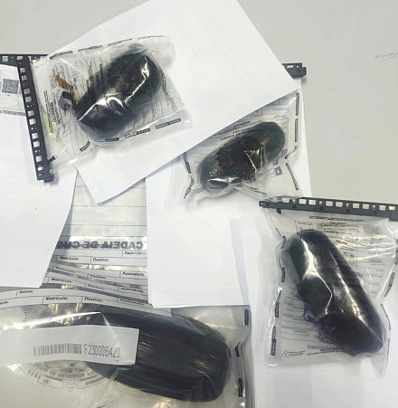 Four women are arrested after trying to bring drugs into a Mato Grosso penitentiary